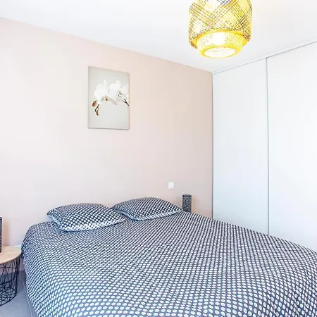 Maison Chaleureuse Avec Jardin 1500m2 Villa