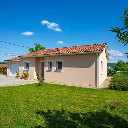 Maison Chaleureuse Avec Jardin 1500m2 Villa