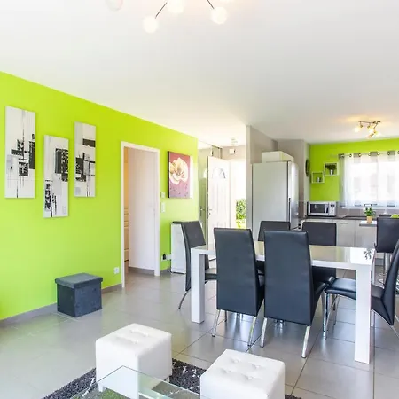 Villa Maison Chaleureuse Avec Jardin 1500m2